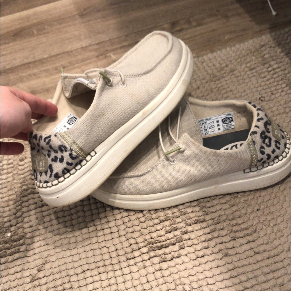 Hey Dudes size 7